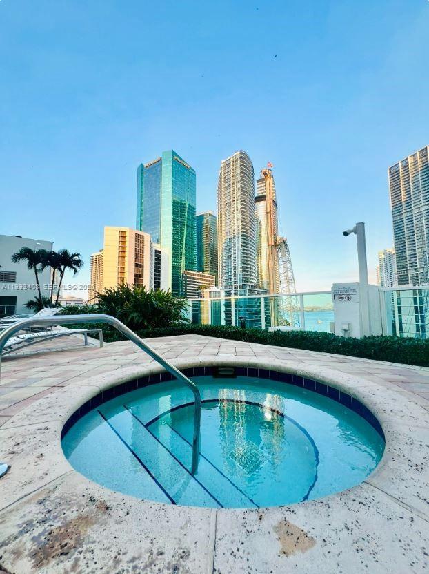 Building Photo - 41 SE 5th St