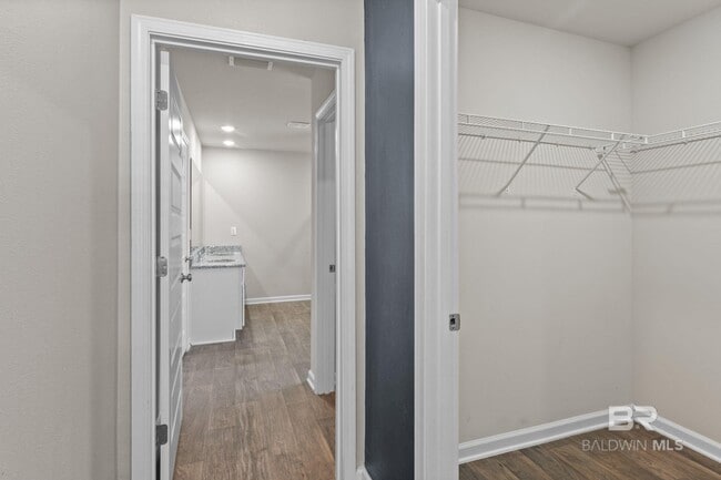 Building Photo - 10767 War Emblem Ave