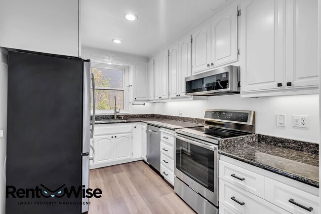 Building Photo - 5510 Plumas Ave