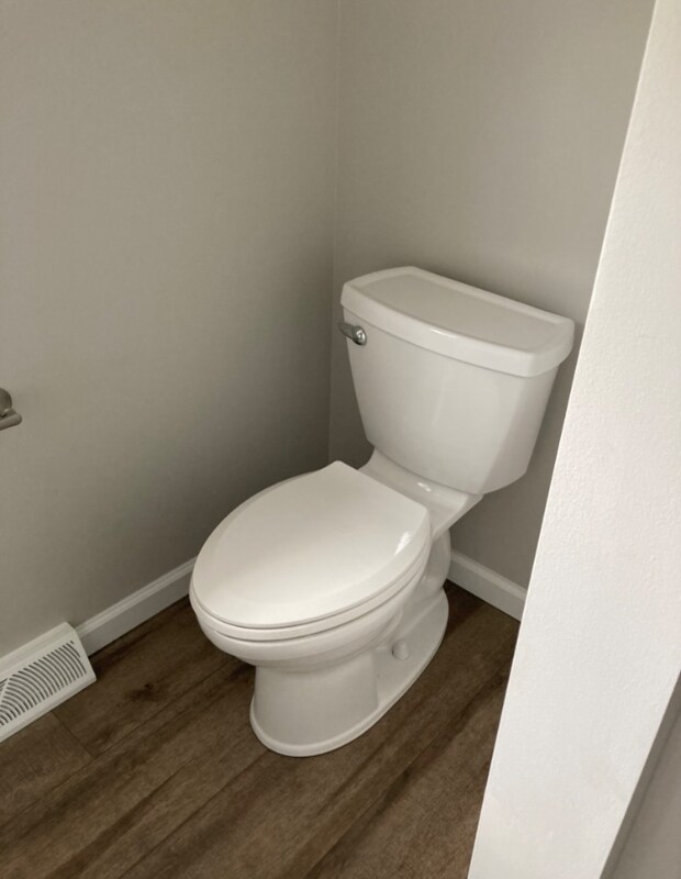 Building Photo - 1052 Stonybridge Dr