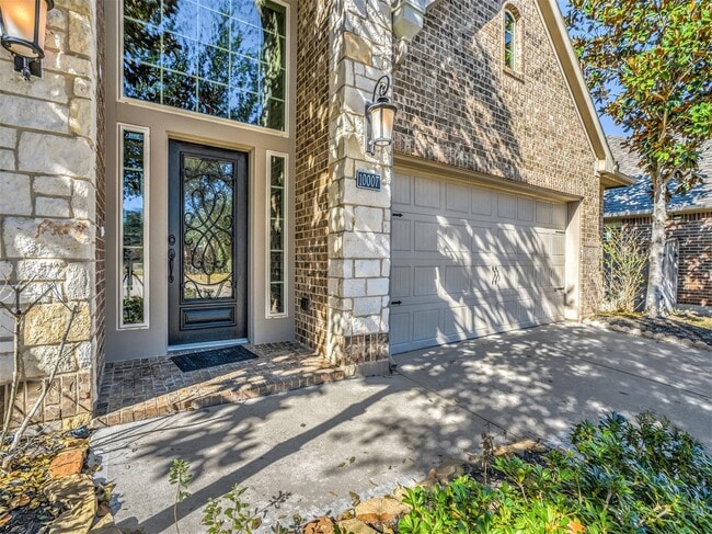Building Photo - 10007 Eldarica Way