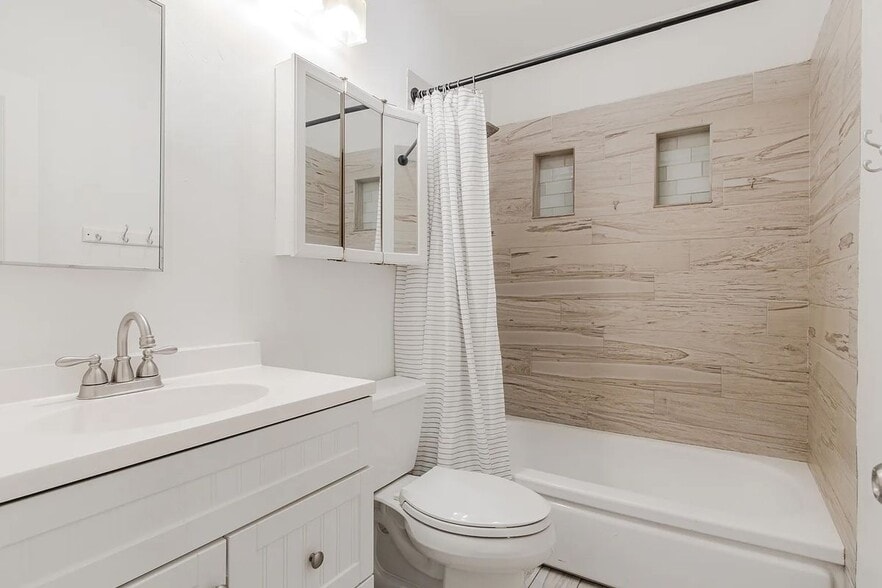 Building Photo - 4971 Dassco Ct