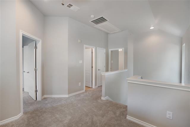 Building Photo - 613 Jamboree Way