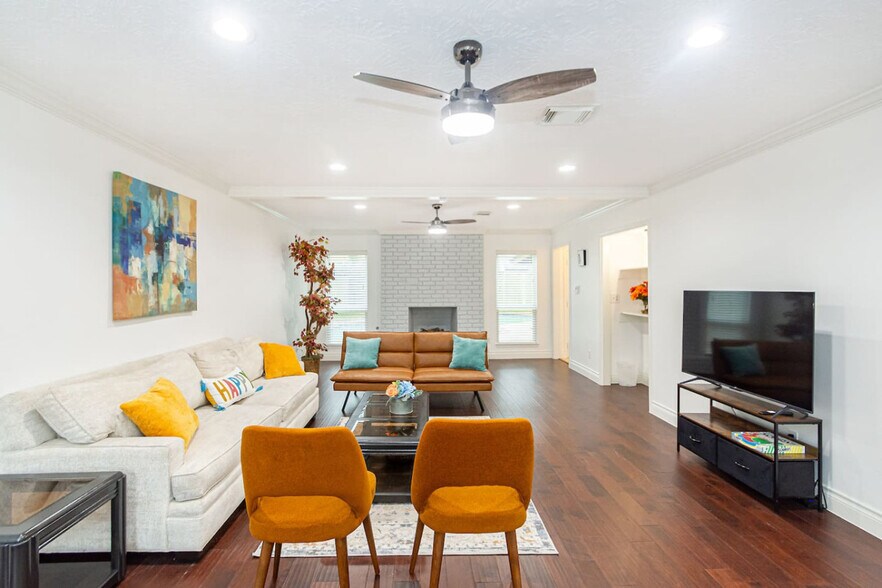 Building Photo - 1423 Sweet Grass Trail