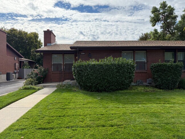 Building Photo - Beautifully Updated Home in Holladay