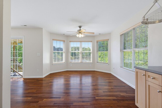 Building Photo - 645 Riva Ridge Rd