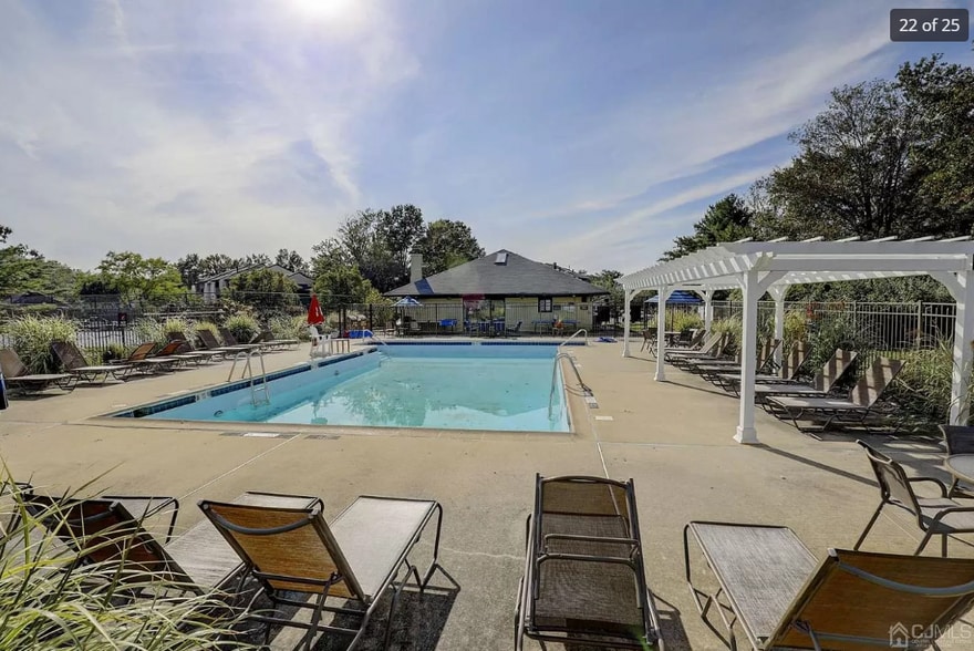 Building Photo - 3 Covington Ct