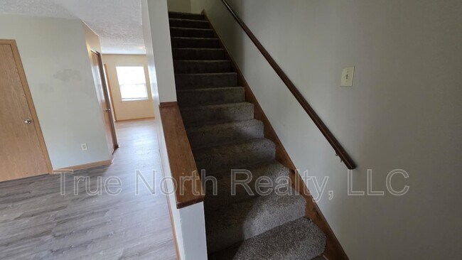 Building Photo - 2581 Sandbury Blvd