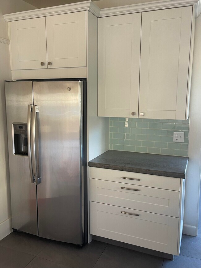 Building Photo - 1234 24th St