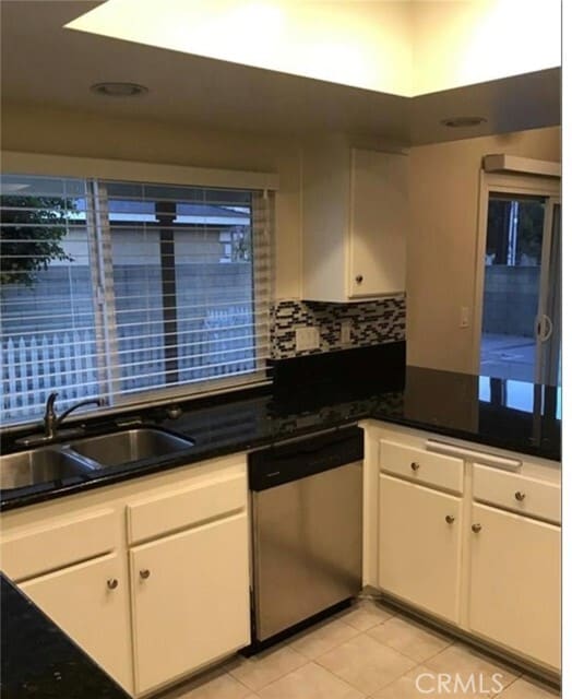 Building Photo - 13693 San Juan Ct