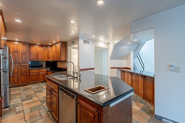 Building Photo - Coming Soon! 4 bed, 3.5 bath with a beautiful pool & views! No HOA - Available 02/01/2026