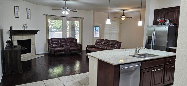 Building Photo - 116 Azimuth Dr
