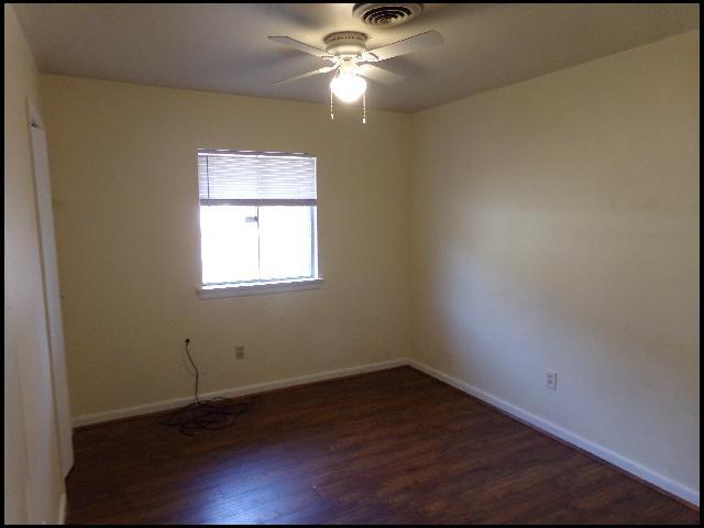 Building Photo - 6609 Verbena Dr