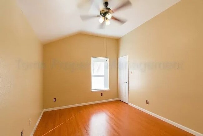 Building Photo - 3609 Venera St