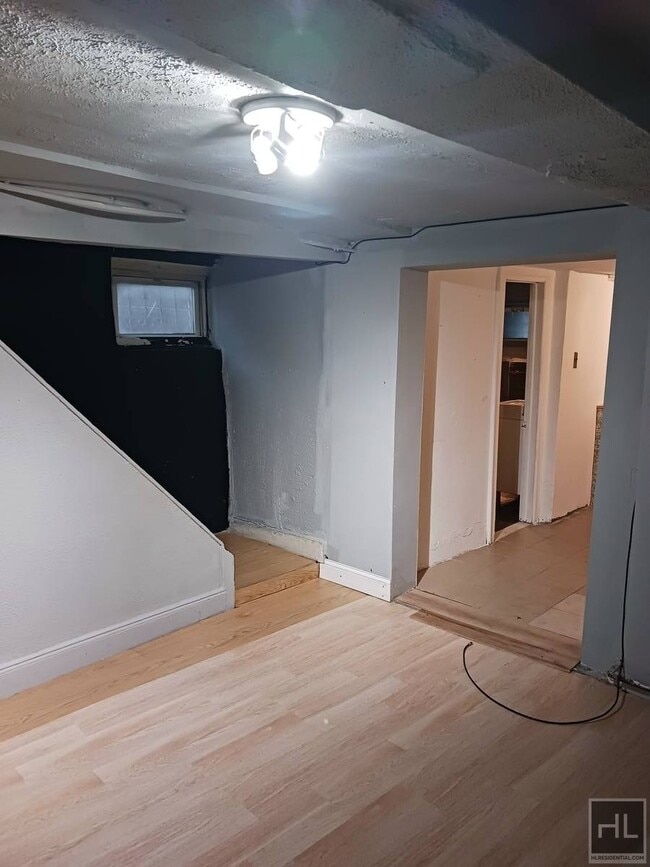 Building Photo - 128 STREET