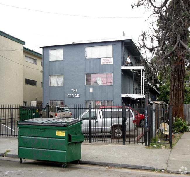 Building Photo - The Cedar Apartments