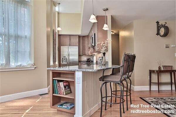 Building Photo - 35 Flint St