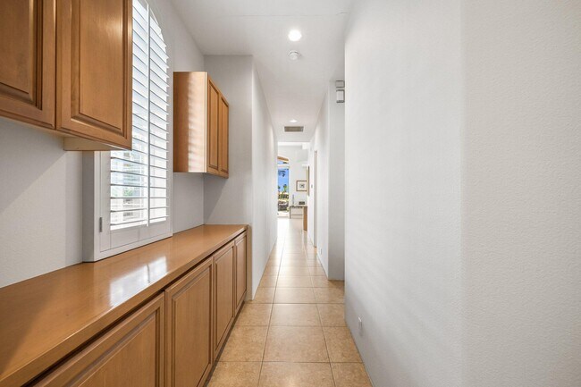 Building Photo - 48474 Vista Palomino