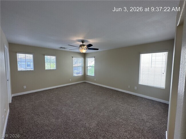 Building Photo - 9754 Splendor Sky Ave