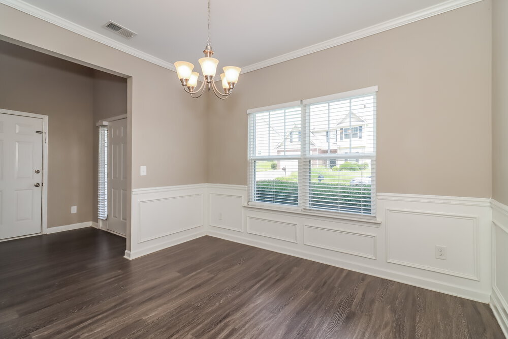 Building Photo - 602 Fieldcrest Dr
