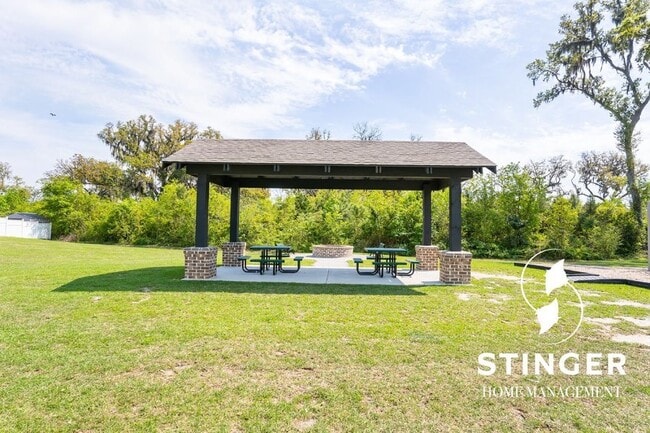 Building Photo - 6 Kiawah Dr