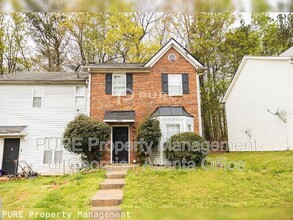 Building Photo - 7208 Crestside Dr