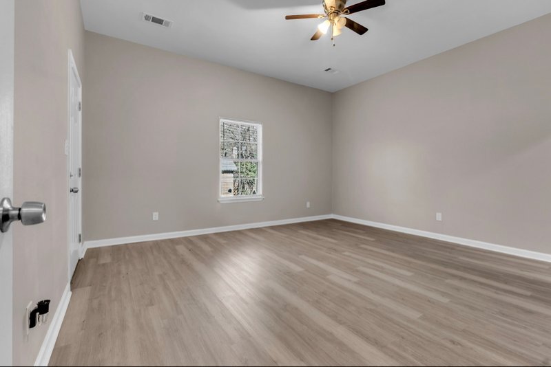 Building Photo - 857 Pope St