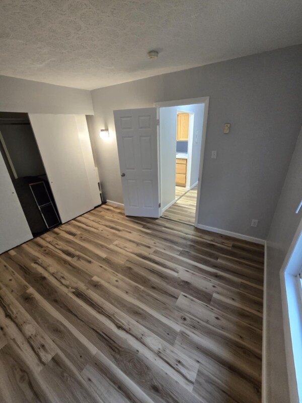 Building Photo - 711 S 6th St