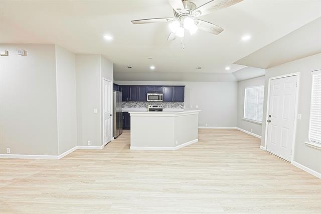 Building Photo - 1909 Morning Dove Dr