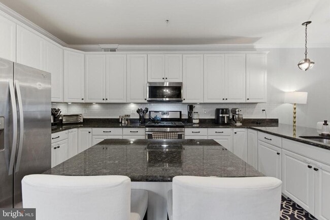 Building Photo - 7722 Dagny Wy