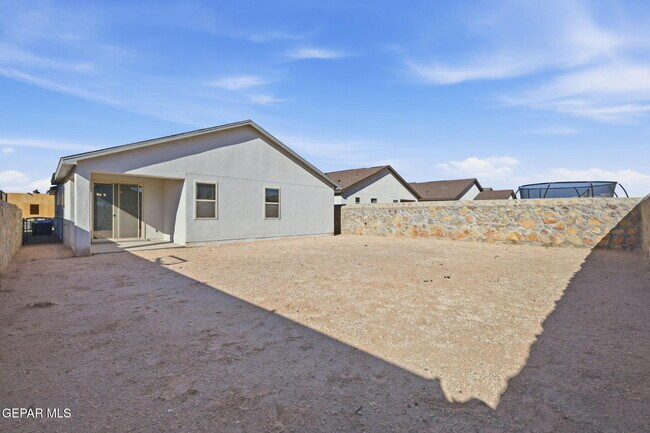 Building Photo - 1052 Summer Breeze Pl