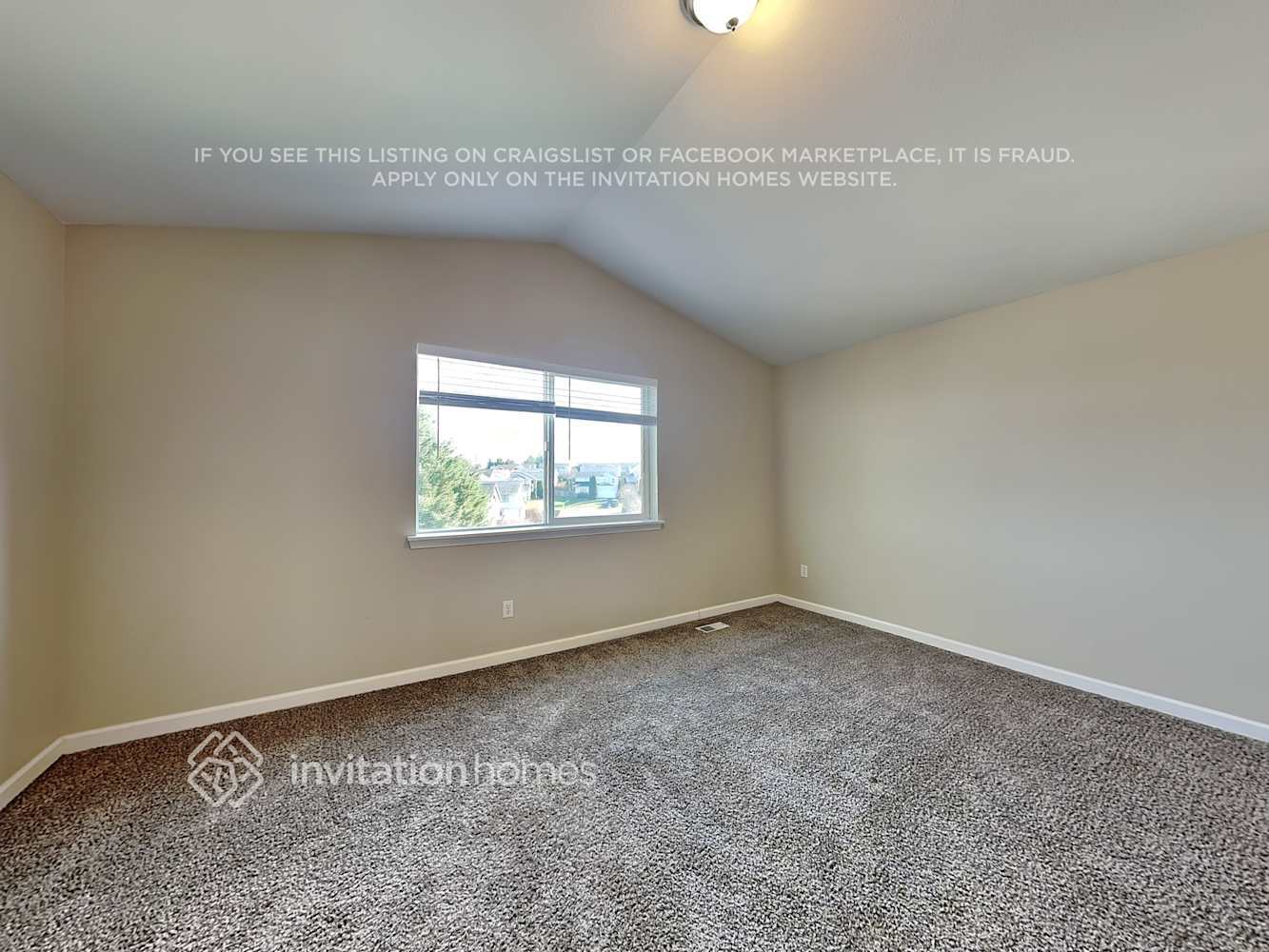 Building Photo - 19917 18th Ave Ct E