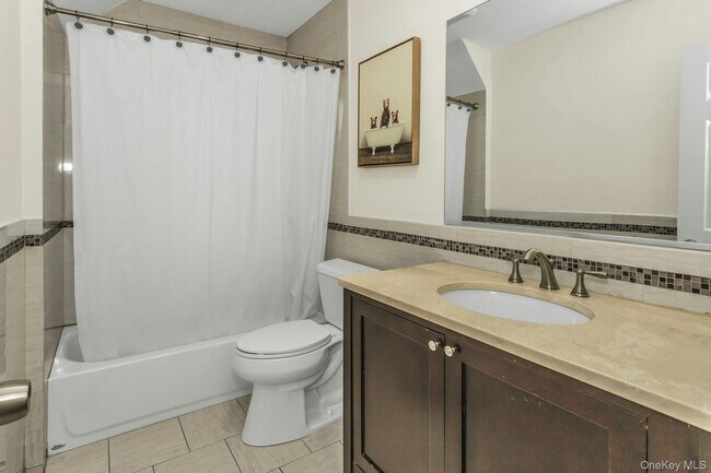 Building Photo - 180 Kensington Rd