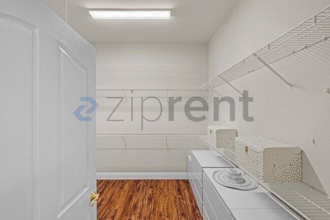 Building Photo - 316 Burr Knot Way