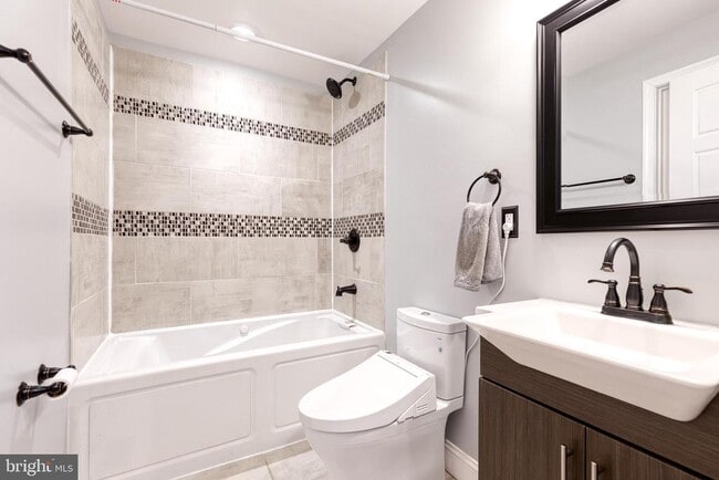 Building Photo - 4011 Evans Chapel Rd