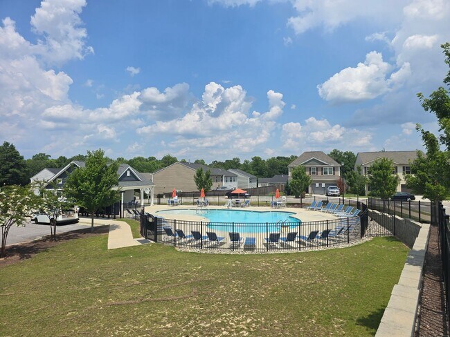 Building Photo - 76 Saddle Oaks Ln