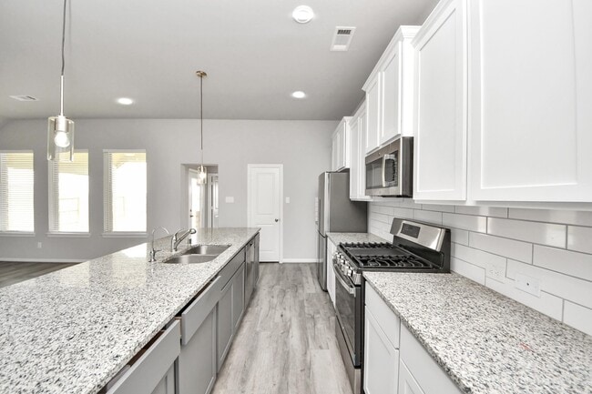 Building Photo - 859 Sarasota Shore Dr