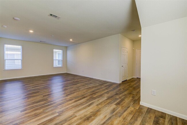 Building Photo - 17911 Grassy Prairie Dr