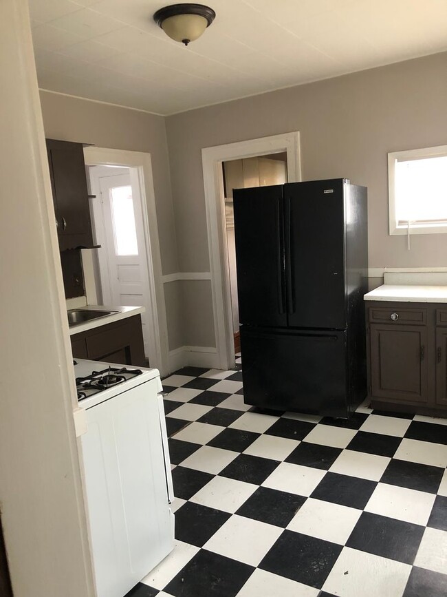 Building Photo - Single house for rent (under Renovation )this house will be ready December 1 2025 just in time fo...