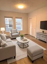 Building Photo - 122 Berkshire St