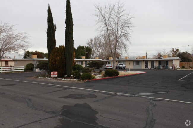 Primary Photo - Willow Trail Apartments