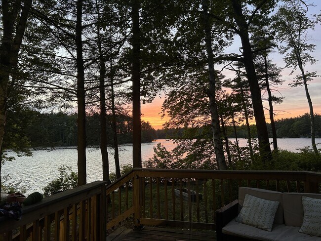 Building Photo - 60 Fox Ln