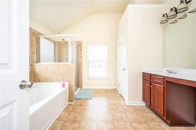 Building Photo - 7761 Sylvaner Ln