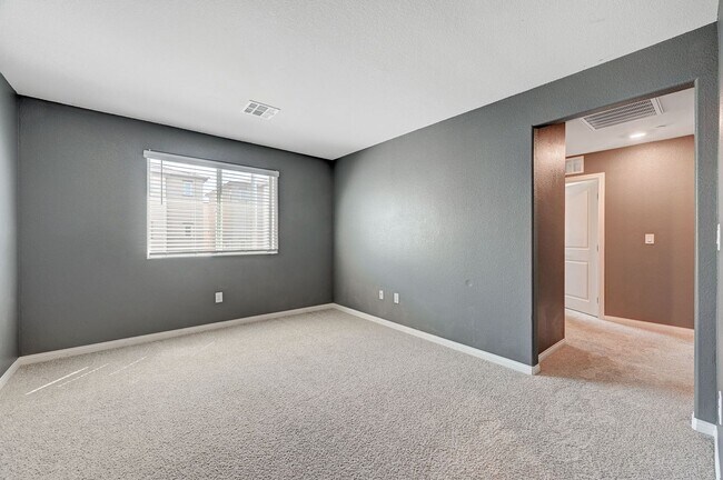 Building Photo - 2021 TOWNHOME IN GATED COMMUNITY N LAS VEGAS