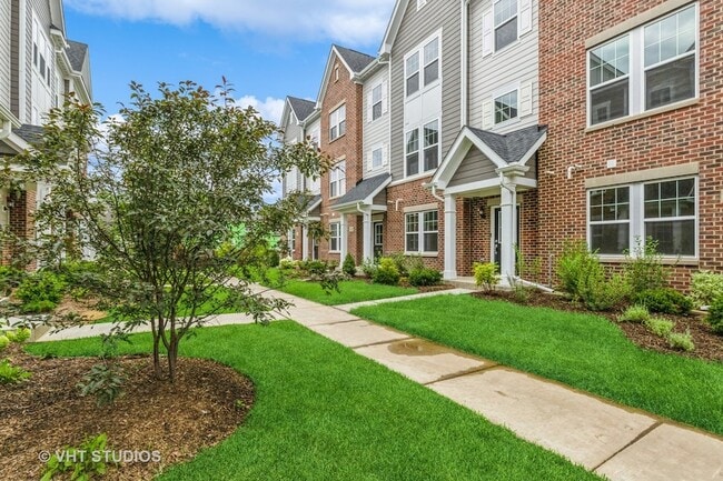 Building Photo - 155 Yorktown Ct