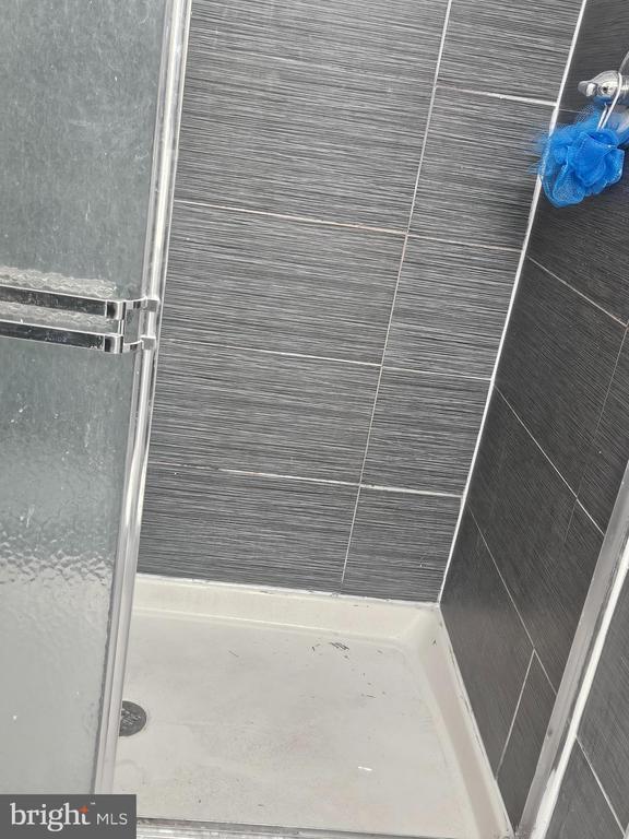 Building Photo - 1716 Julie Ct