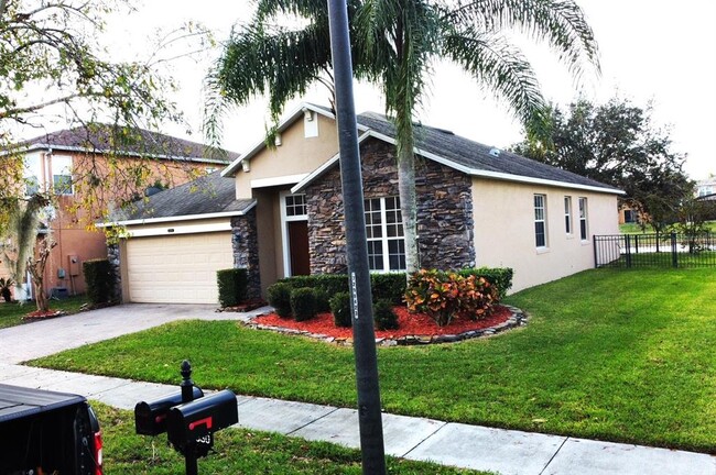 Building Photo - 324 Cortona Dr
