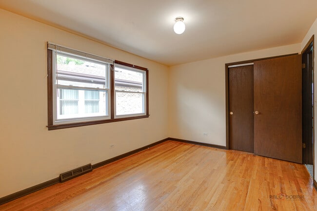 Building Photo - 334 Euclid Ave