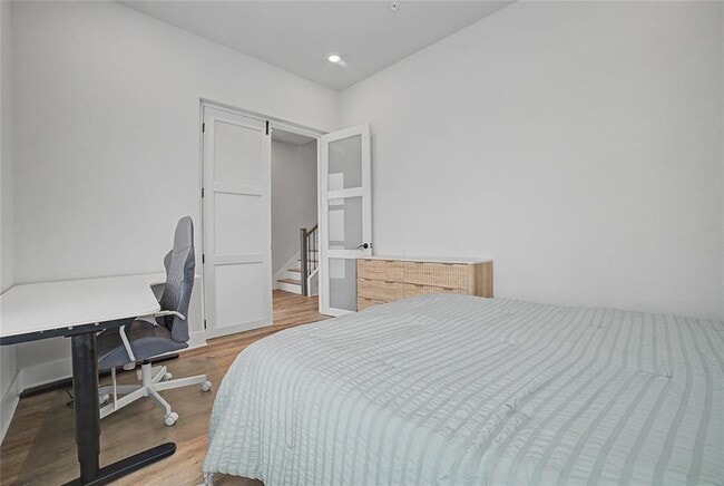 Building Photo - 2930 Moreno St