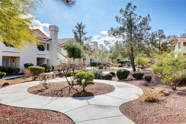 Building Photo - 760 Hunters Creek Ln